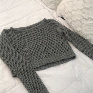 Grey knit croptop